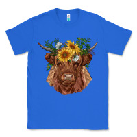 True Royal highland cow with sunflowers Classic Tee - RanaPortraitStore