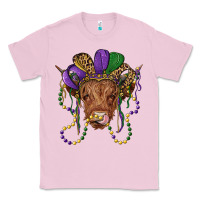 Bubblegum Pink highland cow with mardi gras hat Classic Tee - RanaPortraitStore