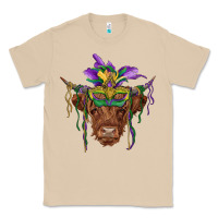 Mushroom mardi gras mask highland cow Classic Tee - RanaPortraitStore