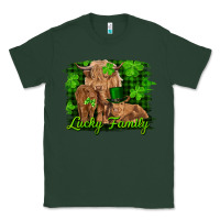 Sports Green st patrick's day lucky cow family Classic Tee - RanaPortraitStore