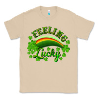 Mushroom feeling lucky with rainbow Classic Tee - RanaPortraitStore