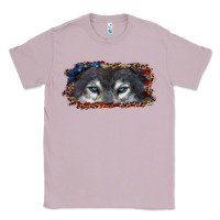 Lilac wolf eyes american flag Classic Tee - RanaPortraitStore