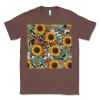Chestnut western sunflowers turquoise cowhide seamless background Classic Tee - RanaPortraitStore
