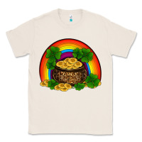Natural st patricks shamrock gold leopard rainbow Classic Tee - RanaPortraitStore