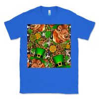 True Royal st patricks  cow with candy Classic Tee - FaDigitalArtStudio