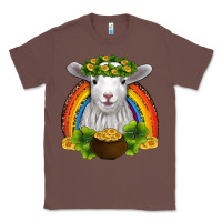 Chestnut st patricks day baby sheep shamrocks gold rainbow Classic Tee - RanaPortraitStore