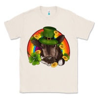 Natural st patricks day baby cow shamrock rainbow gold Classic Tee - RanaPortraitStore