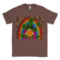 Chestnut st patricks day gnomes shamrock rainwow Classic Tee - RanaPortraitStore