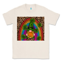 Natural st patricks day gnomes shamrock rainwow Classic Tee - RanaPortraitStore