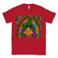 Red st patricks day gnomes shamrock rainwow Classic Tee - RanaPortraitStore