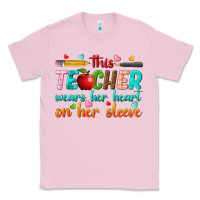 Bubblegum Pink this teacher wears her heart on her sleeve Classic Tee - texasbilliewilder