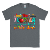 Charcoal Heather this teacher wears her heart on her sleeve Classic Tee - texasbilliewilder