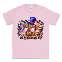 Bubblegum Pink 4th of july cow Classic Tee - texasbilliewilder