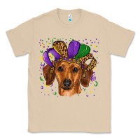Mushroom mardi gras hat dachshund Classic Tee - RanaPortraitStore