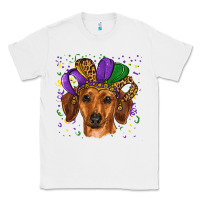 White mardi gras hat dachshund Classic Tee - RanaPortraitStore