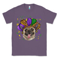Lavender mardi gras hat pug Classic Tee - RanaPortraitStore