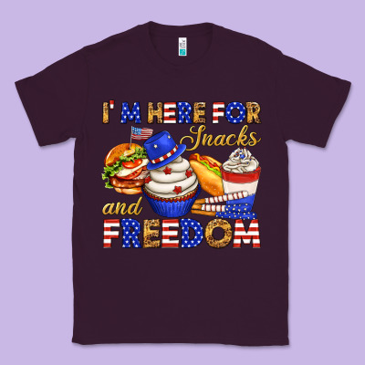 Classic Tee i m here for snacks and freedom