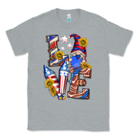 Heather Grey love 4th of july with gnome Classic Tee - texasbilliewilder
