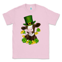 Bubblegum Pink st patricks day cow Classic Tee - RanaPortraitStore