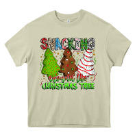 Mossy Snacking Around The Christmas Tree Heavy Core Tee - CowhideDigitalArt