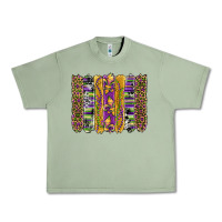 Oil Green mardi gras fleur de lis cowhide serape leopard glitter brushstrokes Urban Heavy Tee - Artiststas