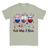 Matcha red wine and blue wine glasses Classic Tee - texasbilliewilder