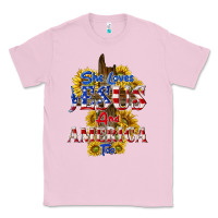 Bubblegum Pink she loves jesus Classic Tee - texasbilliewilder
