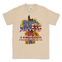 Mushroom she loves jesus Classic Tee - texasbilliewilder