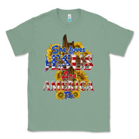 Sage she loves jesus Classic Tee - texasbilliewilder