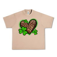 Burro st patricks day leopard heart with shamrocks Urban Heavy Tee - Artiststas