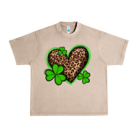 French Oak st patricks day leopard heart with shamrocks Urban Heavy Tee - Artiststas