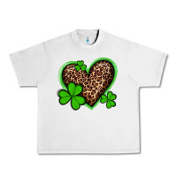 Lunar Rock st patricks day leopard heart with shamrocks Urban Heavy Tee - Artiststas
