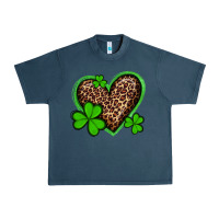Midnight Navy st patricks day leopard heart with shamrocks Urban Heavy Tee - Artiststas