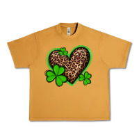 Peanut Butter st patricks day leopard heart with shamrocks Urban Heavy Tee - Artiststas
