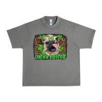 Tornado lucky heifer with glasses st patricks Urban Heavy Tee - Artiststas