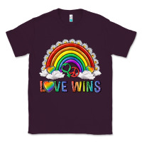 Plum love wins with daisy and heart Classic Tee - texasbilliewilder