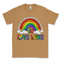 Toasted Coconut love wins with daisy and heart Classic Tee - texasbilliewilder