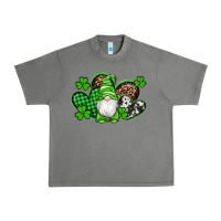 Tornado st patricks day gnome with western hearts Urban Heavy Tee - Artiststas