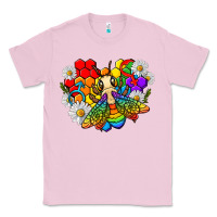 Bubblegum Pink pride bee with daisy lgbtq Classic Tee - texasbilliewilder
