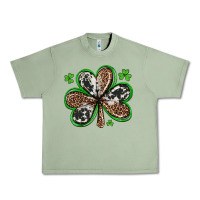 Oil Green western st patricks day shamrocks Urban Heavy Tee - Artiststas