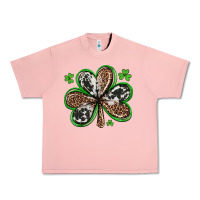 Salmon western st patricks day shamrocks Urban Heavy Tee - Artiststas