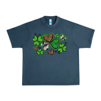 Midnight Navy western st patricks day shamrocks and hearts Urban Heavy Tee - Artiststas