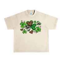 Sandshell western st patricks day shamrocks and hearts Urban Heavy Tee - Artiststas