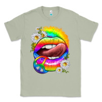 Matcha rainbow lips with daisies Classic Tee - texasbilliewilder