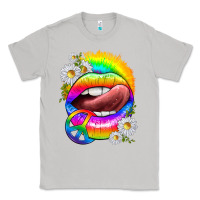 Moon Dust rainbow lips with daisies Classic Tee - texasbilliewilder