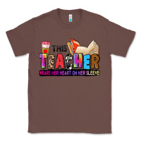 Chestnut this teacher wears her heart on her sleeve Classic Tee - Zillion Design Studio