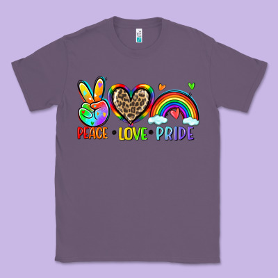 Classic Tee peace love pride