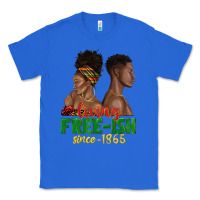 True Royal living free ish since 1865 with afro black woman a Classic Tee - texasbilliewilder