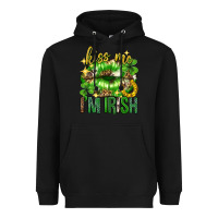 Black Kiss me im irish st.patricks day lips st.patricks Heavyweight Hoodie - Neo Western