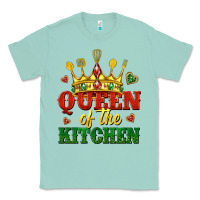 Seafoam queen of the kitchen Classic Tee - texasbilliewilder